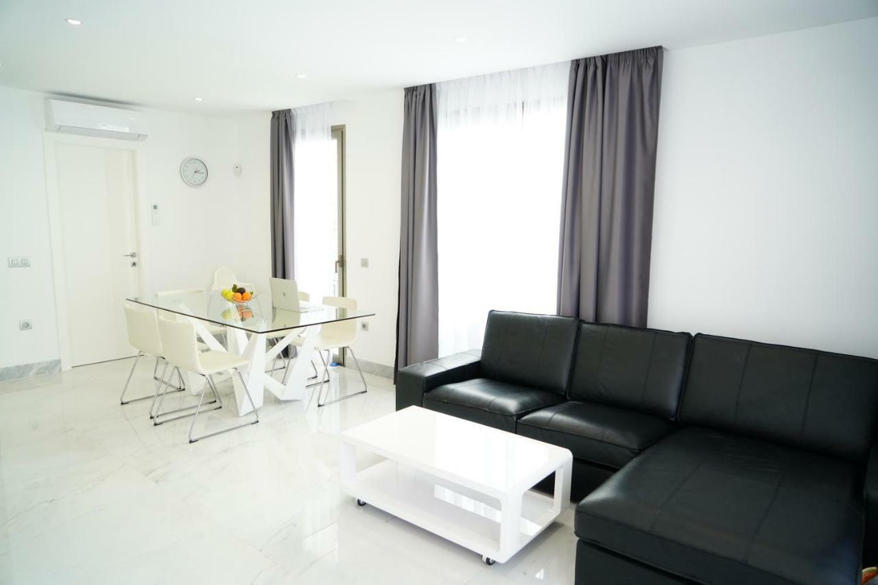 أرونا Luxury Villa In Los Cristianos المظهر الخارجي الصورة